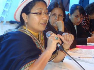 Foro del día de la mujer 8 de Marzo 2011 en Latacunga
